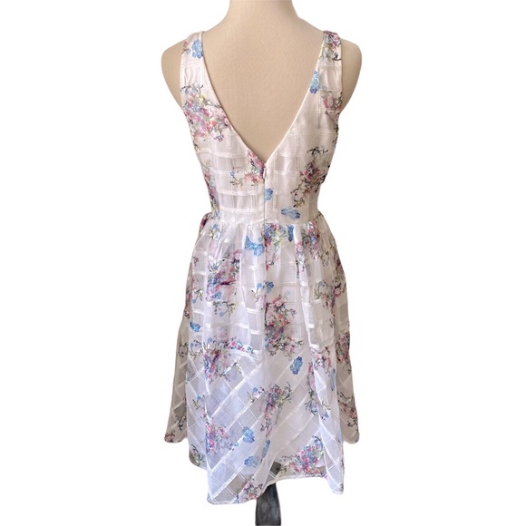 Anthropologie Maeve White Peony Garden Dress NWT $228 Balletcore Pastels Size 6 - Picture 5 of 8
